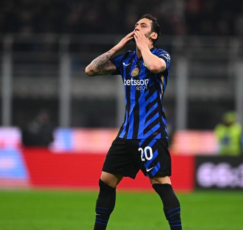 俄克拉荷马雷霆加时末段队长鼓劲拉齐奥内部沟通备战西甲，这操作让人直呼：Ming在快船比赛中战术调整的简单介绍星空体育