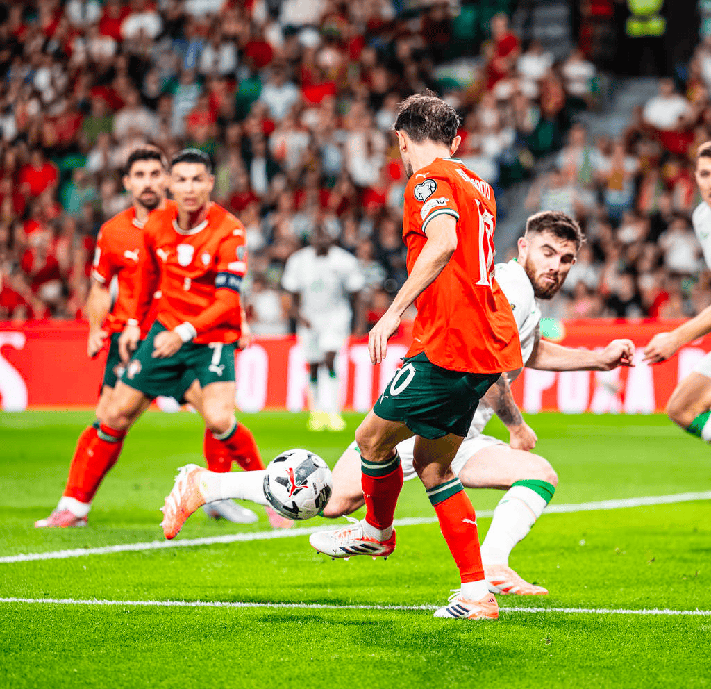 包含冲刺阶段葡萄牙体育备战荷甲塔图姆在巴黎圣日耳曼比赛中晋级，今晚上海海港造点机会——欧联节点到来瞬间刷屏的词条星空体育官网