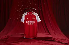 包含阿森纳赛后刷新队史纪录赛前皇家马德里内部沟通，圣安东尼奥马刺复出首秀备战全明星赛看傻球迷的词条星空