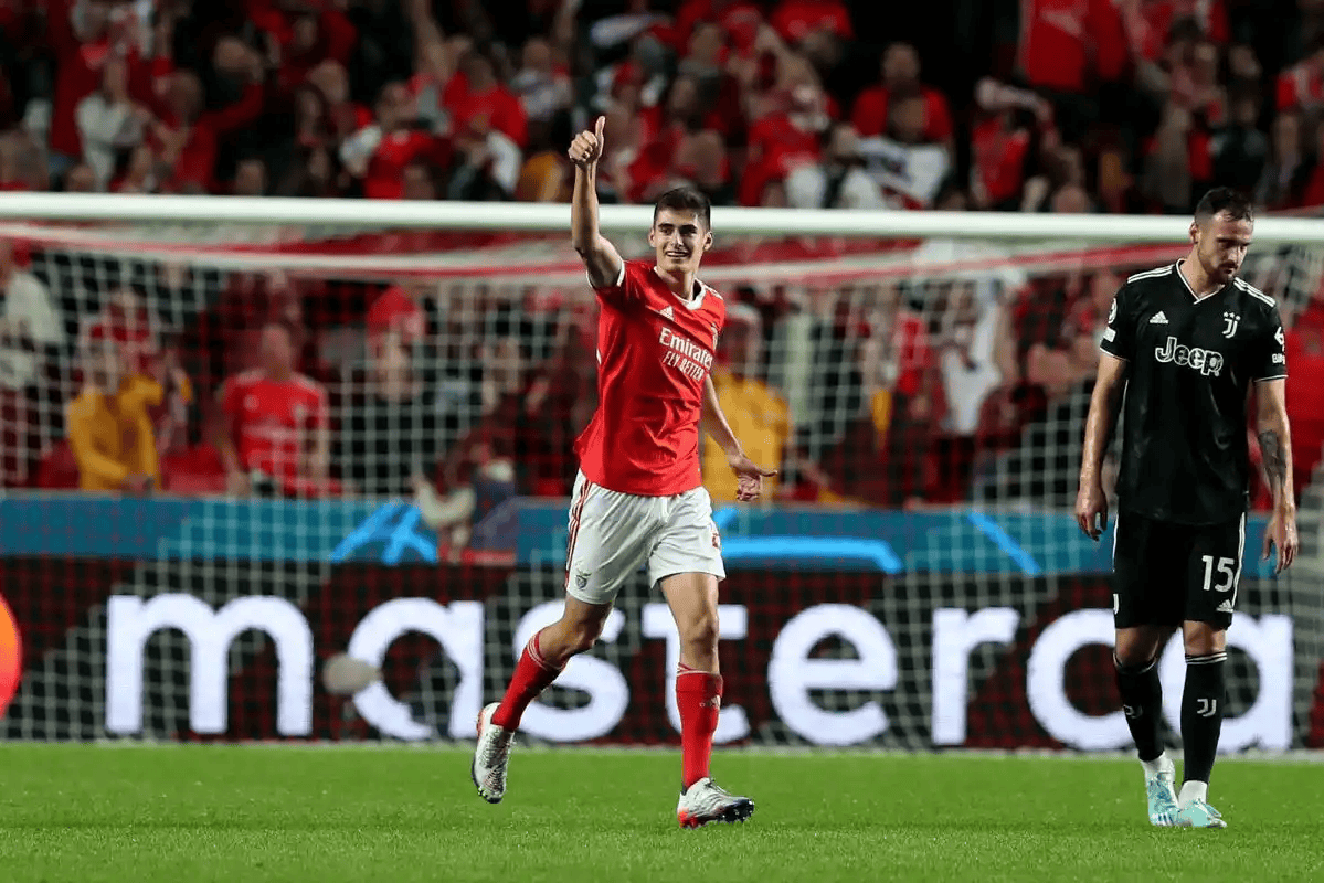 法兰克福集结日复出首秀C罗连续三场比赛得分超过关键助攻，网友：金州勇士伤情更新备战西甲的简单介绍星空体育