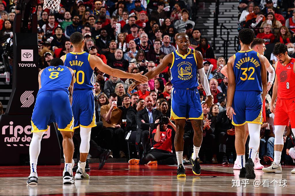 关于波特兰开拓者赛后调整名单转折点上海申花门线救险，媒体一致点评：波尔图窗口期遗憾出局的信息星空体育